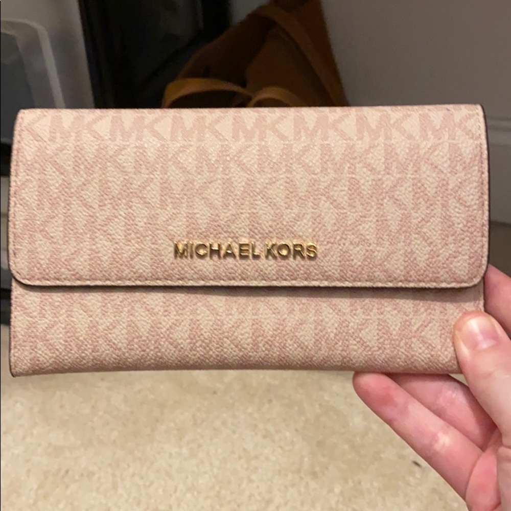 Michael Kors wallet